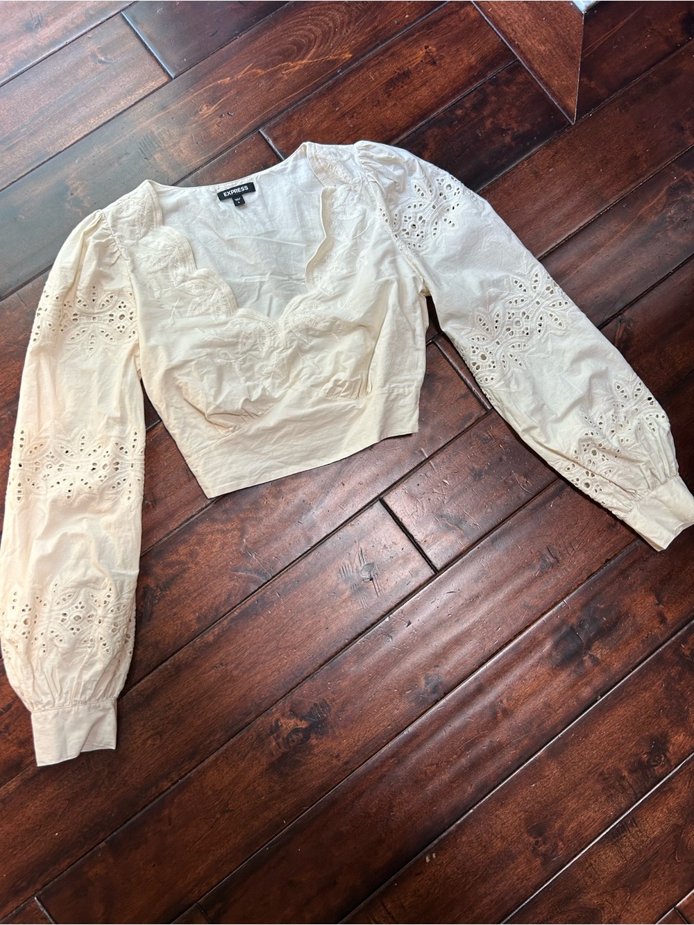 Express - Cream Eyelet Puff-Sleeve Cropped Blouse